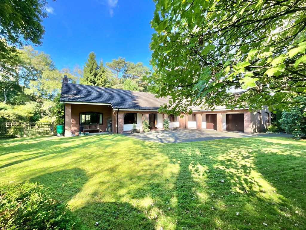 Property photo 2 of 33