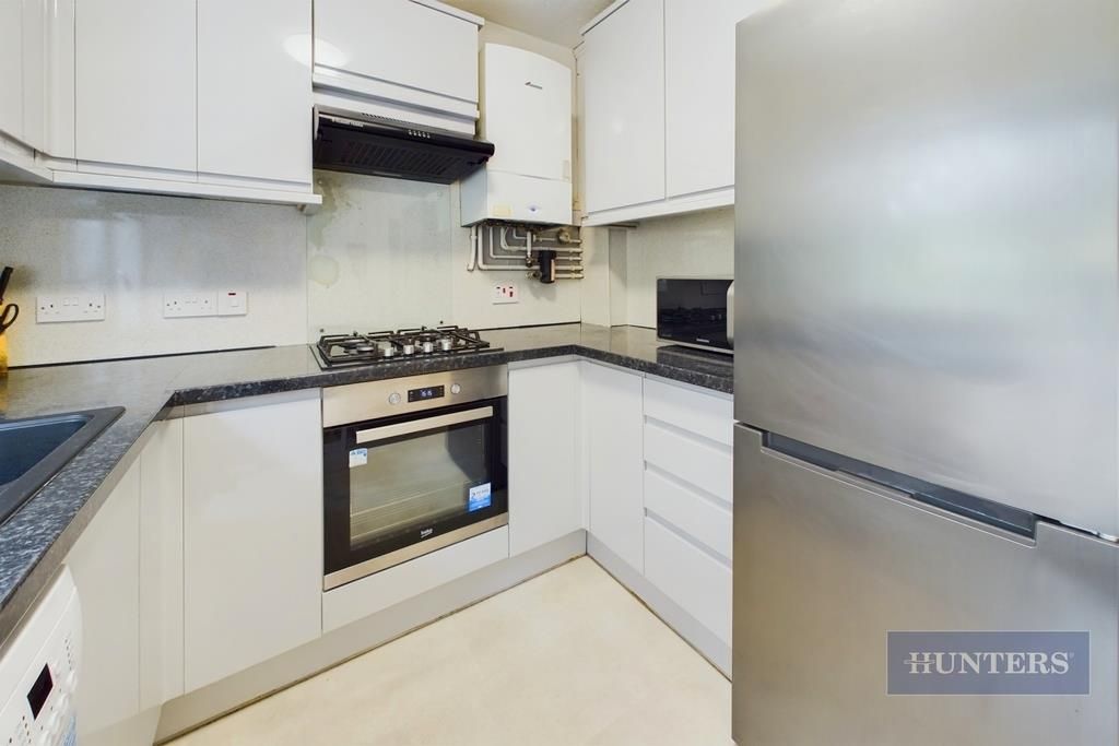 Property photo 3 of 11 Cam01635G0-Pr0253-Still009.Jpg