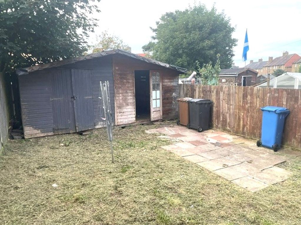 Property photo 3 of 11