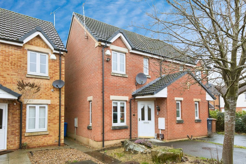 Property photo 1 of 18 Front