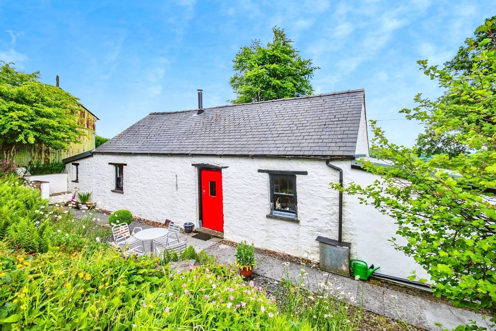 Property photo 1 of 19 Photo