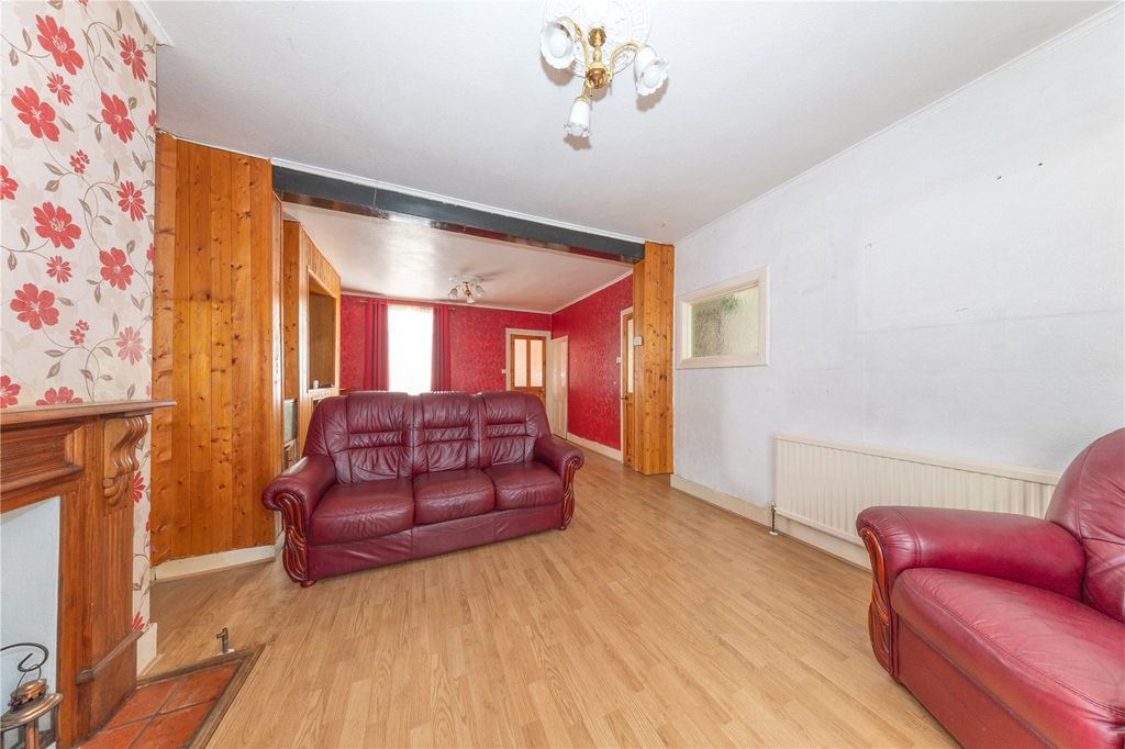 Property photo 2 of 14 Picture No. 08