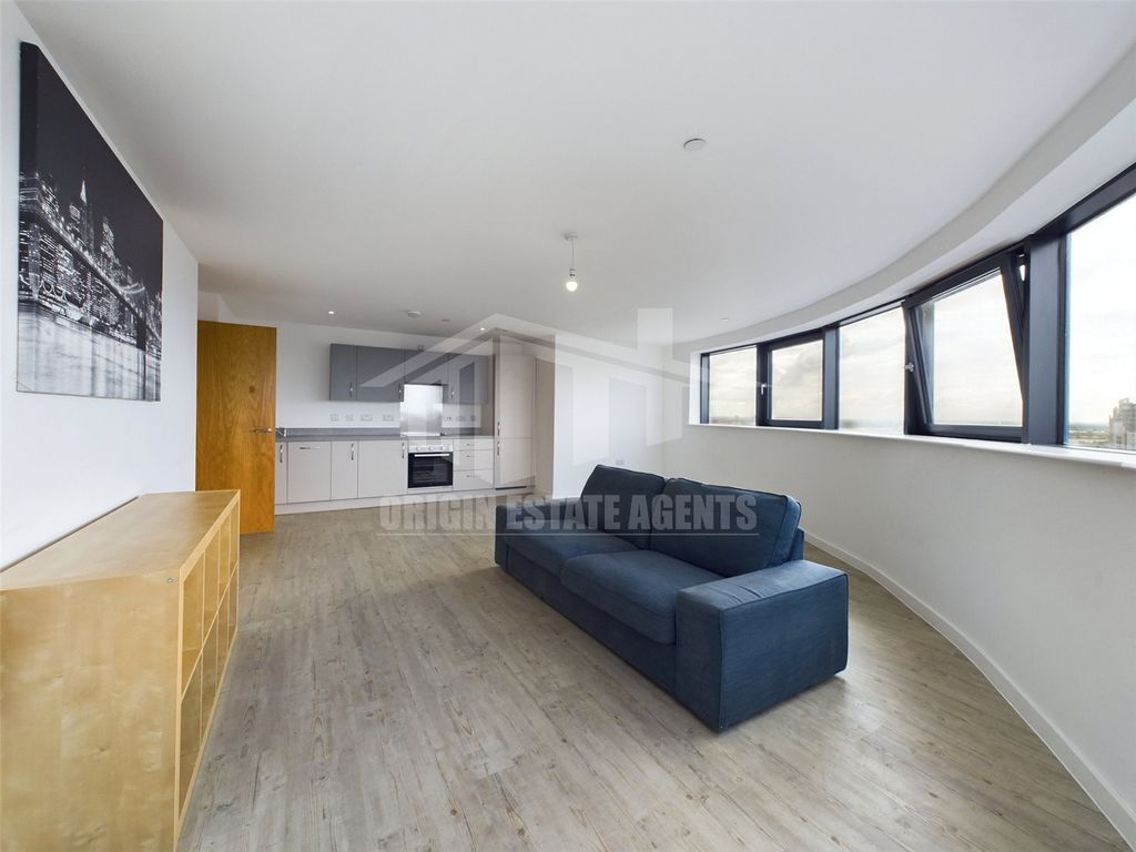 Property photo 3 of 13 Picture No. 04