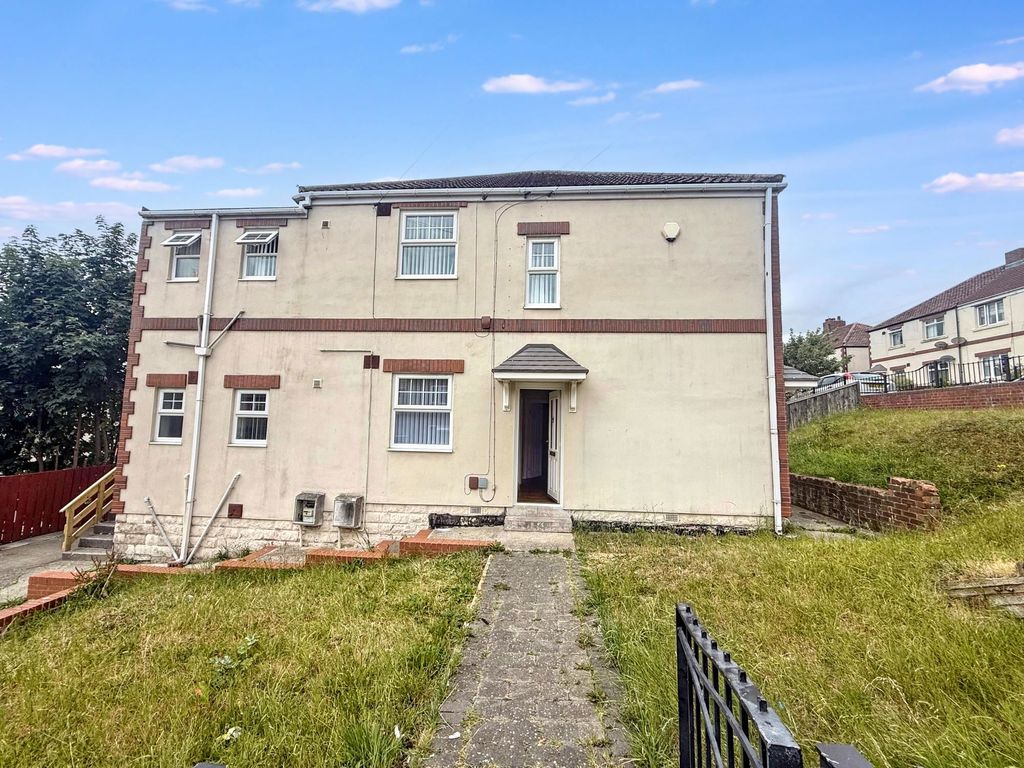 Property photo 1 of 6