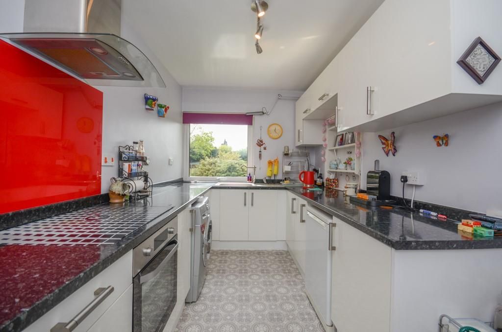Property photo 3 of 17 Kitchen Pic 2.Jpg