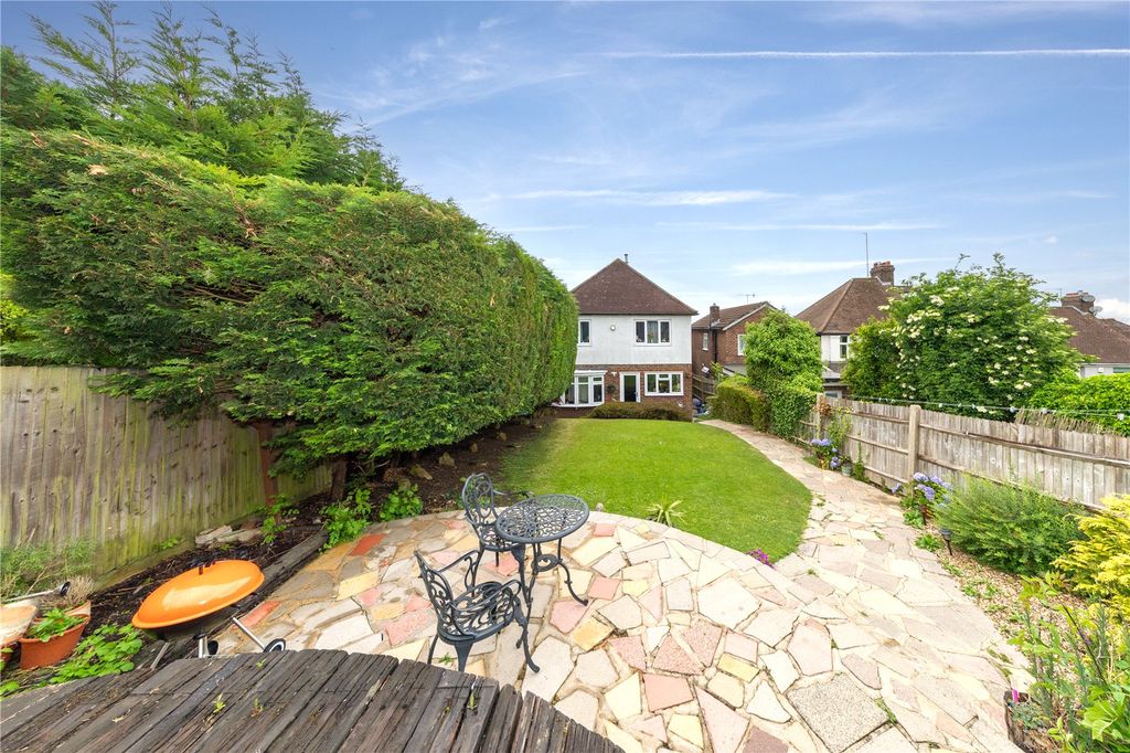 Property photo 2 of 32 Picture No. 38