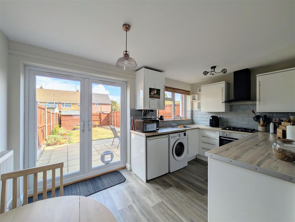 Property photo 3 of 17