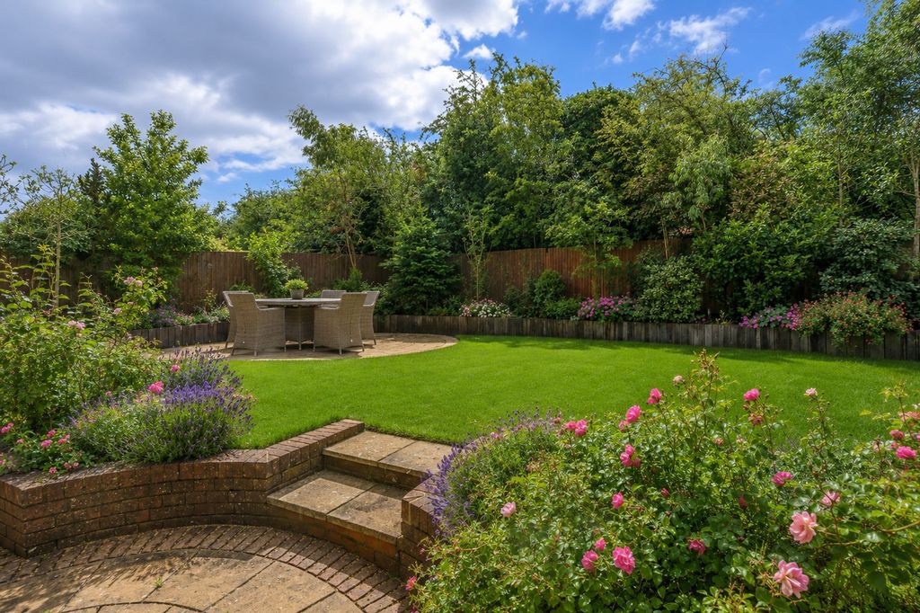Property photo 3 of 28 Vs Garden