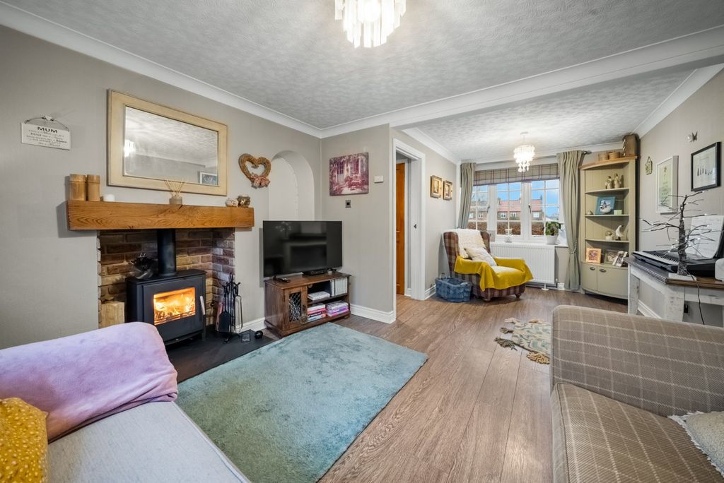 Property photo 3 of 18 Picture No. 14