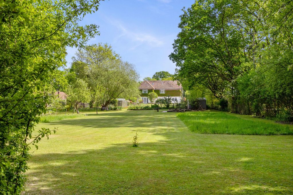 Property photo 2 of 30