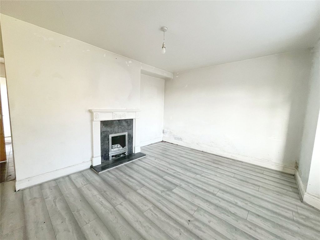 Property photo 2 of 10 Picture No. 09
