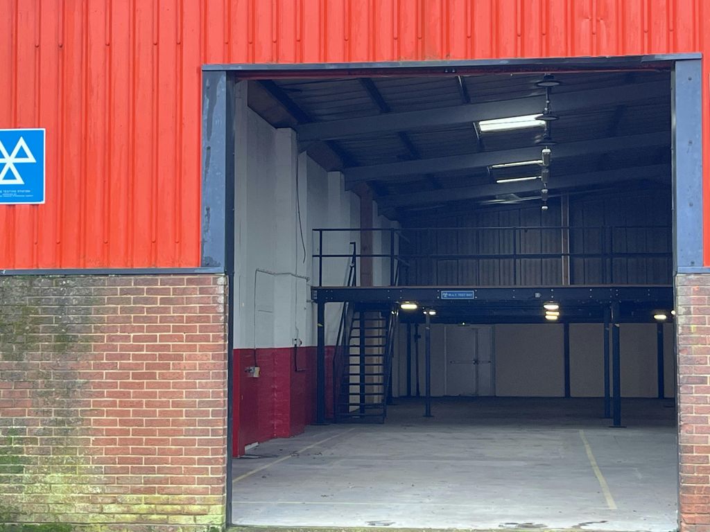 Property photo 3 of 6 Image 4