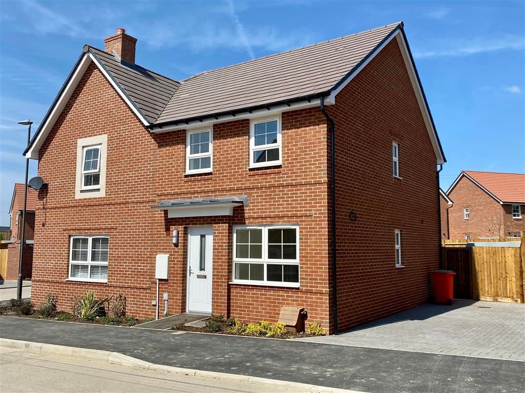 Property photo 1 of 10 Front