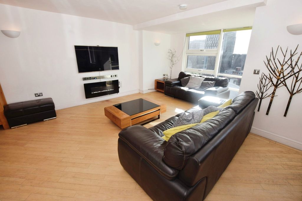 Property photo 3 of 31 Picture No. 42
