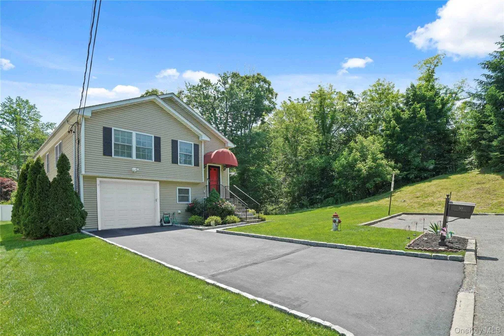Property photo 1 of 30