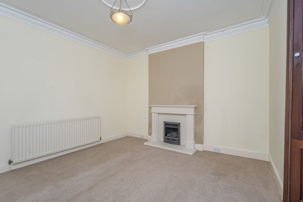 Property photo 3 of 29 Photo 6