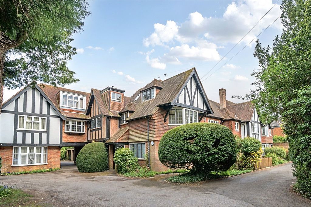 Property photo 1 of 27 Picture No. 25