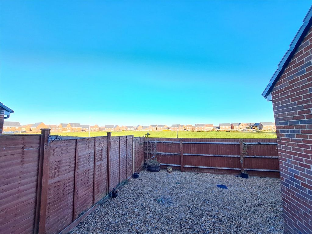 Property photo 3 of 18 Picture No. 15