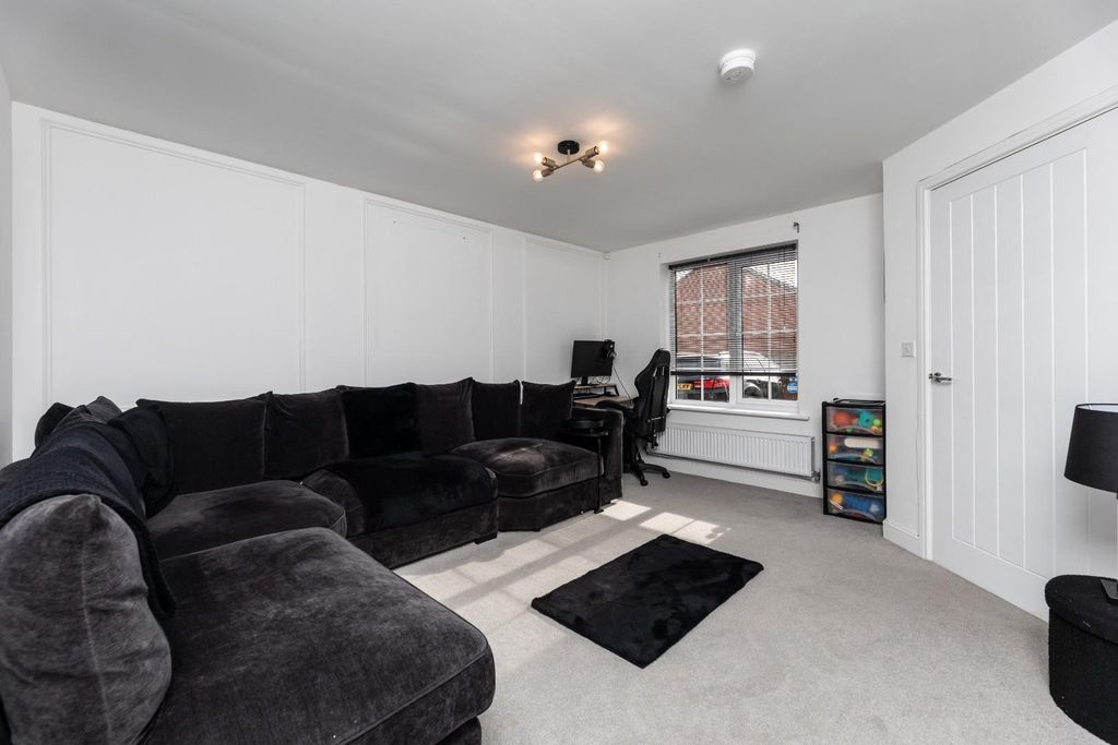 Property photo 2 of 13 5C5A0314.Jpg