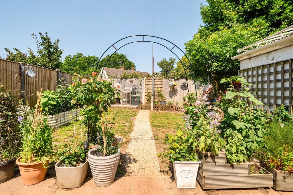 Property photo 1 of 12 1-6A39506Ebfe3A-1480175-4-6A3919B33Ad1E-1.Jpg