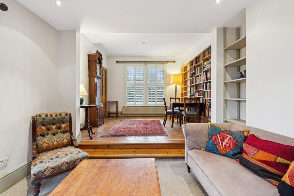 Property photo 2 of 21