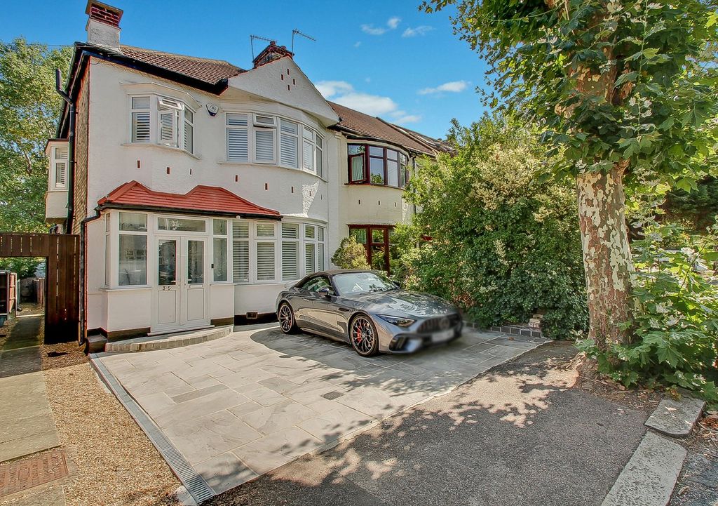 Property photo 1 of 22