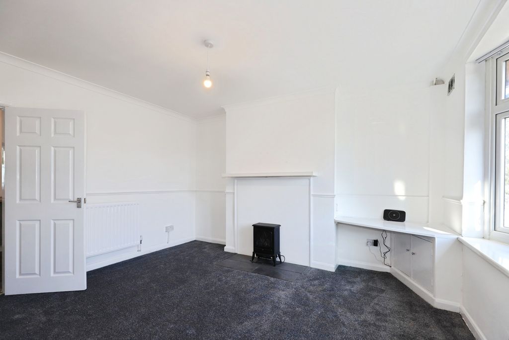 Property photo 2 of 16 Pbox-Img.Jpg