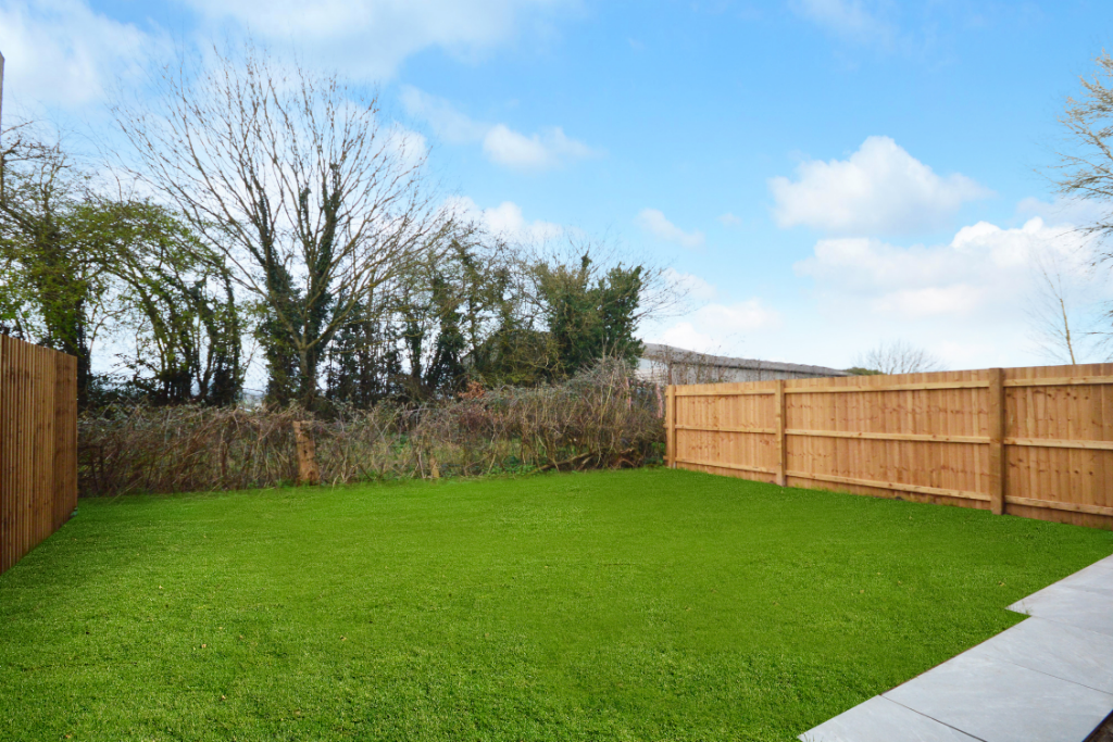 Property photo 2 of 6 Dsc_0011d1 (Portal Size).Jpg