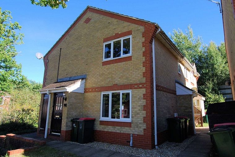 Property photo 1 of 8