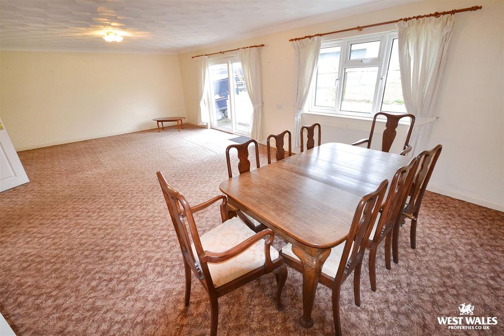 Additional image 4 of 6 bed detached bungalow for saleKings Park, Templeton, Narberth SA67