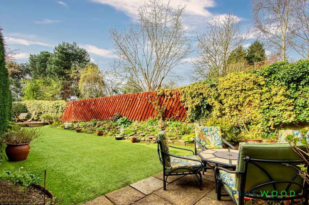 Property photo 2 of 50 Rear Garden