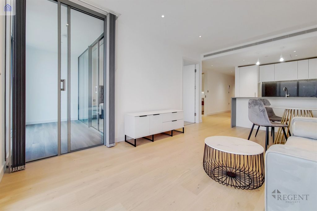 Property photo 3 of 13 Open Plan