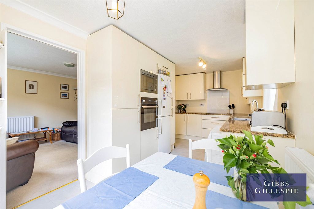 Property photo 2 of 10 Picture No. 03