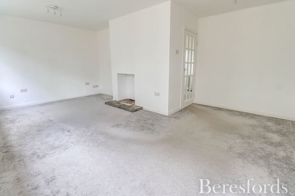 Property photo 3 of 10 Picture No. 03