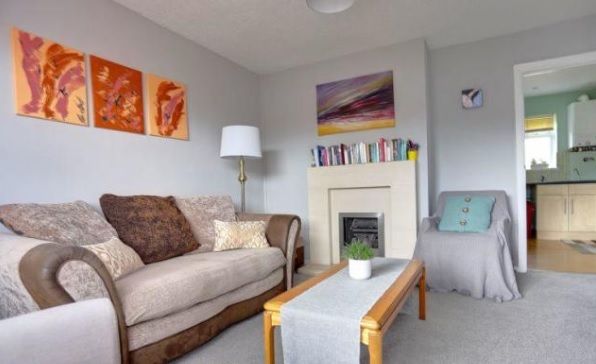 Property photo 3 of 12