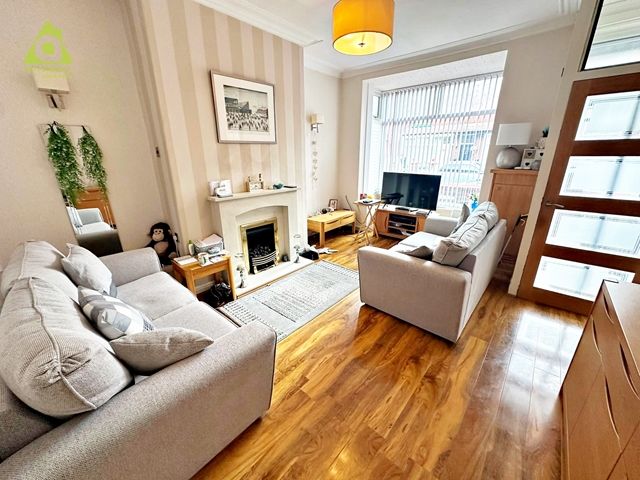 Property photo 2 of 11