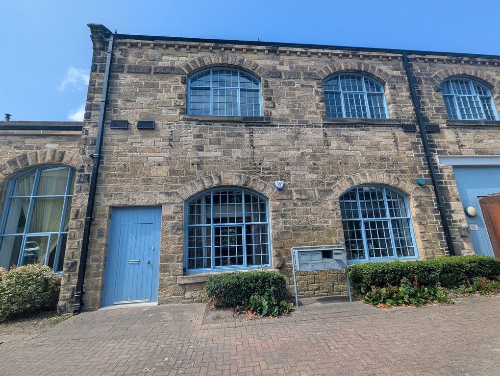 Property photo 1 of 22