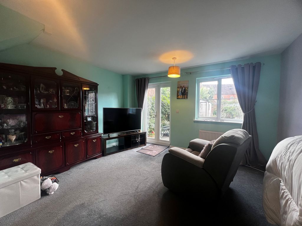 Property photo 2 of 9 Sitting Room