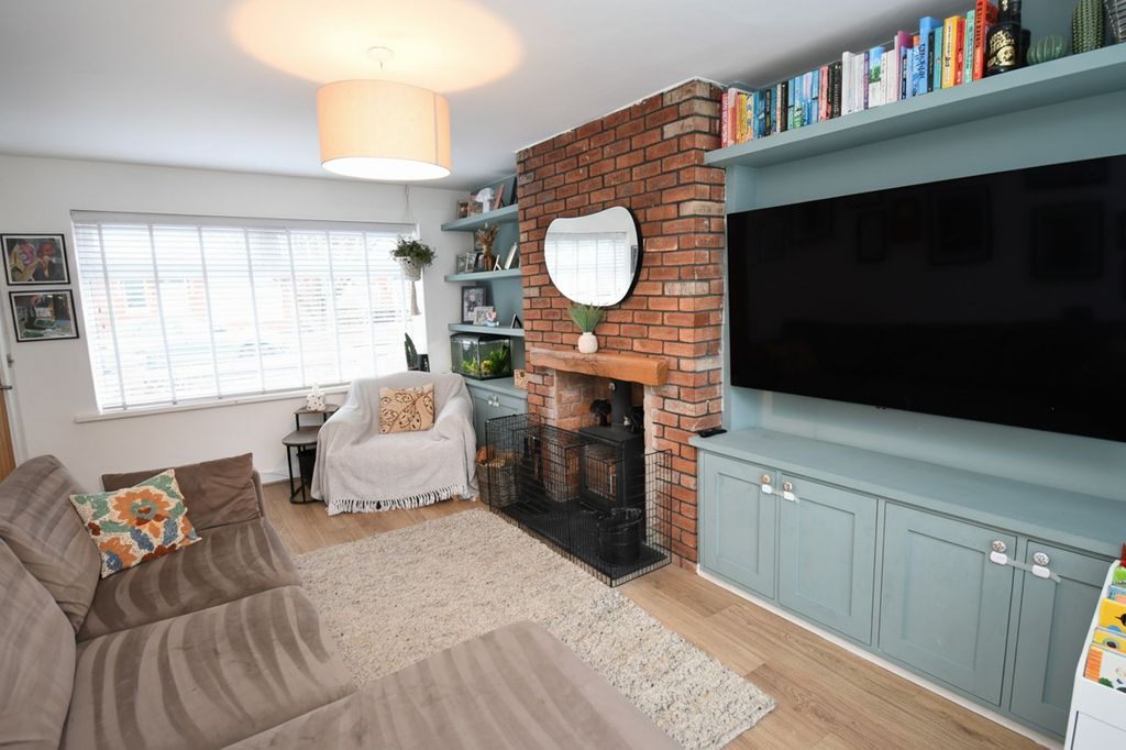 Property photo 2 of 14