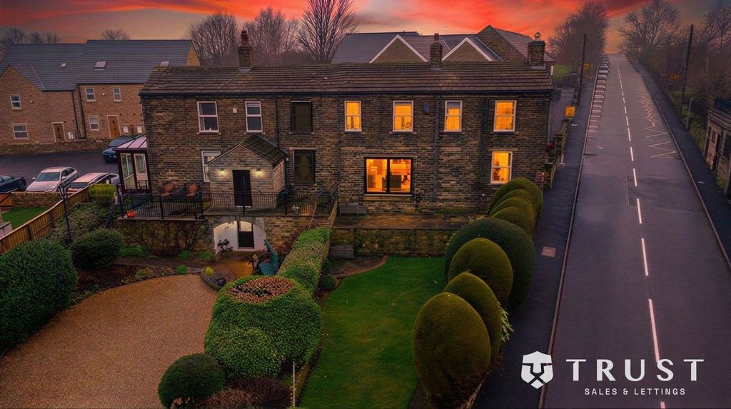 Property photo 1 of 43