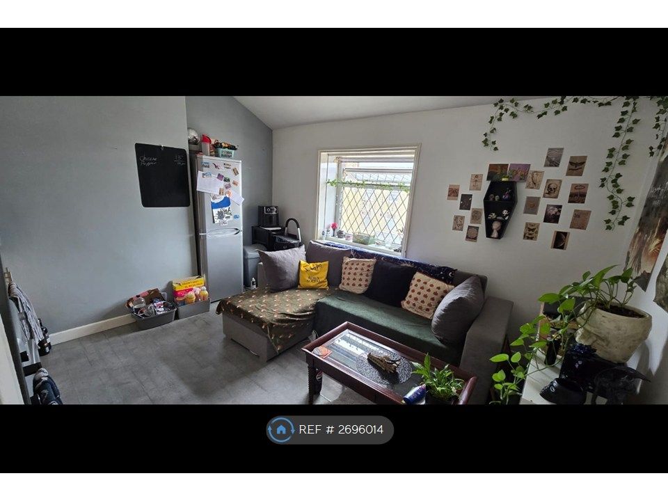 Property photo 3 of 6