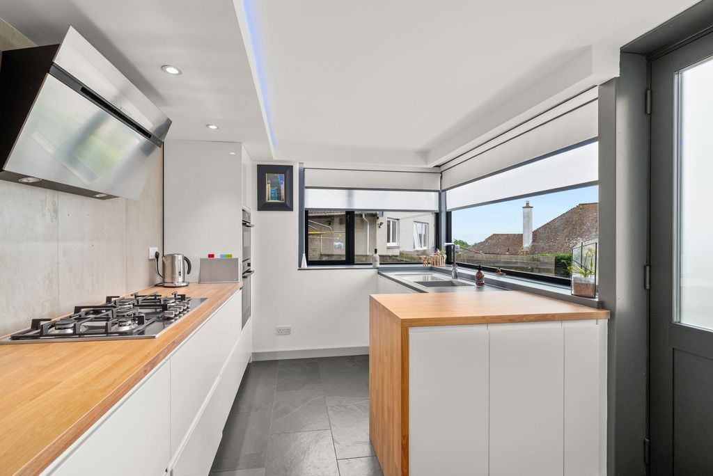 Additional image 7 of 4 bed detached house for sale12 Bughties Road, Broughty Ferry DD5