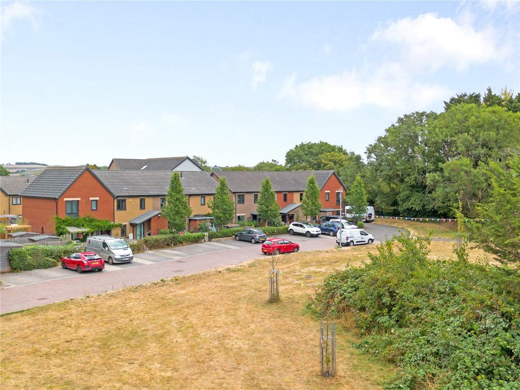 Property photo 2 of 19 Picture No. 06