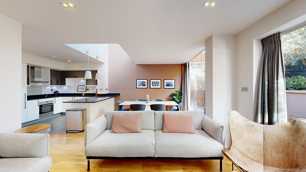 Property photo 3 of 16 -11202023_190920.Jpg