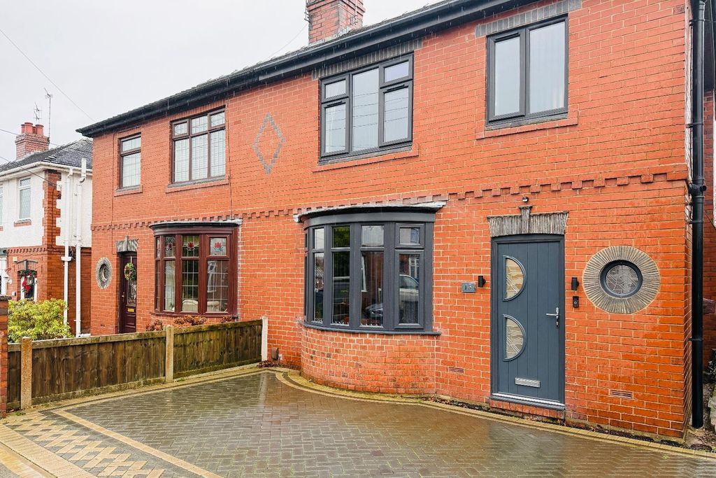 Property photo 2 of 27 Img_5512.Jpeg