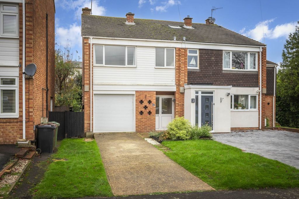 Property photo 3 of 16