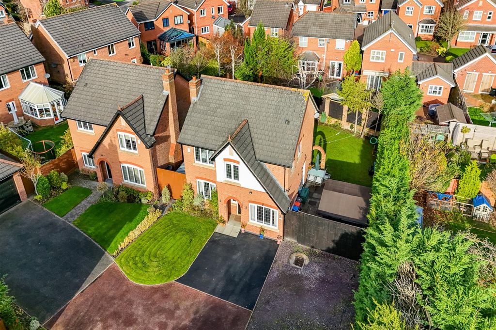 Property photo 2 of 30 Aerial B.Jpg