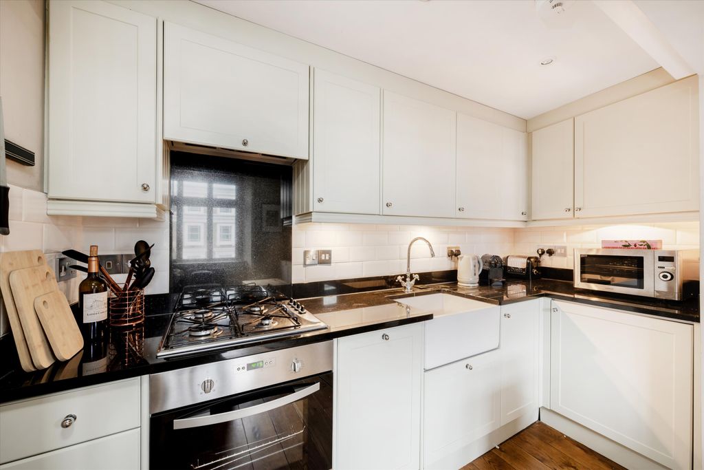 Property photo 3 of 8 Image