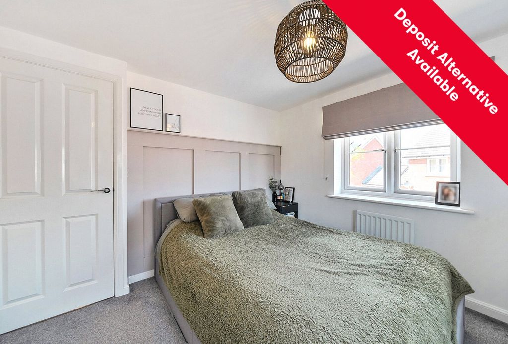 Property photo 1 of 16 Bedroom 1