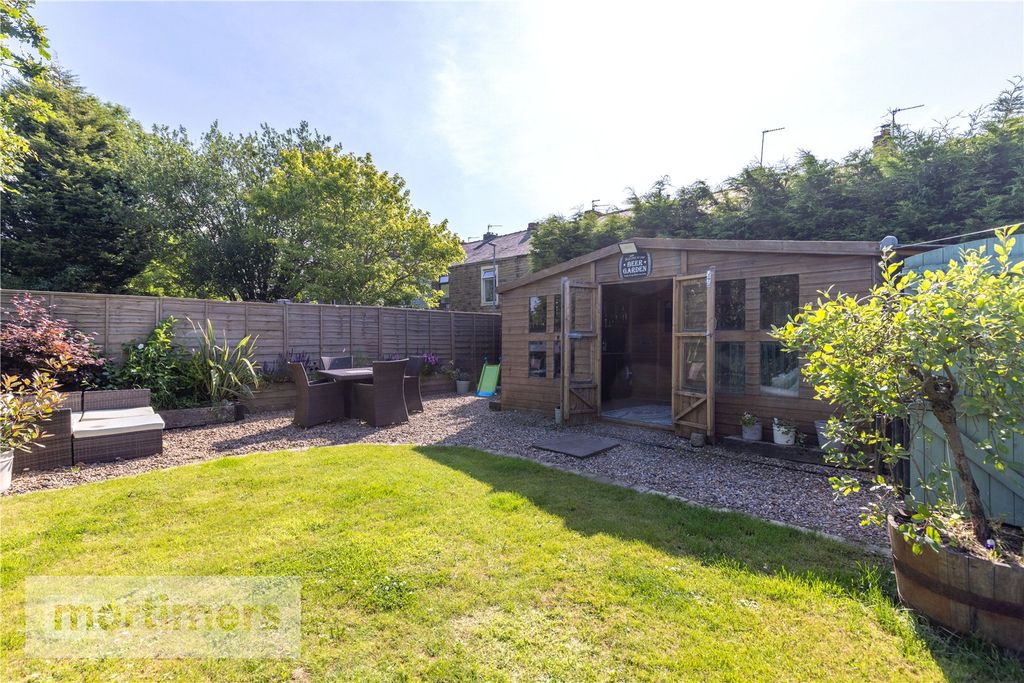 Property photo 2 of 27 Rear Garden